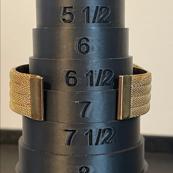 Vintage Woven Gold Mesh Cuff Bracelet - Picture 6 of 7